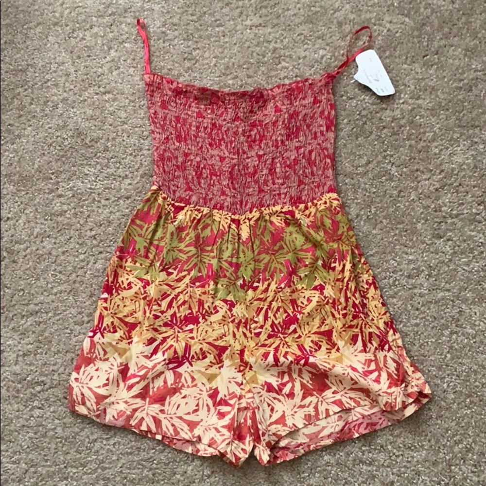NWT! Strapless Summer Romper